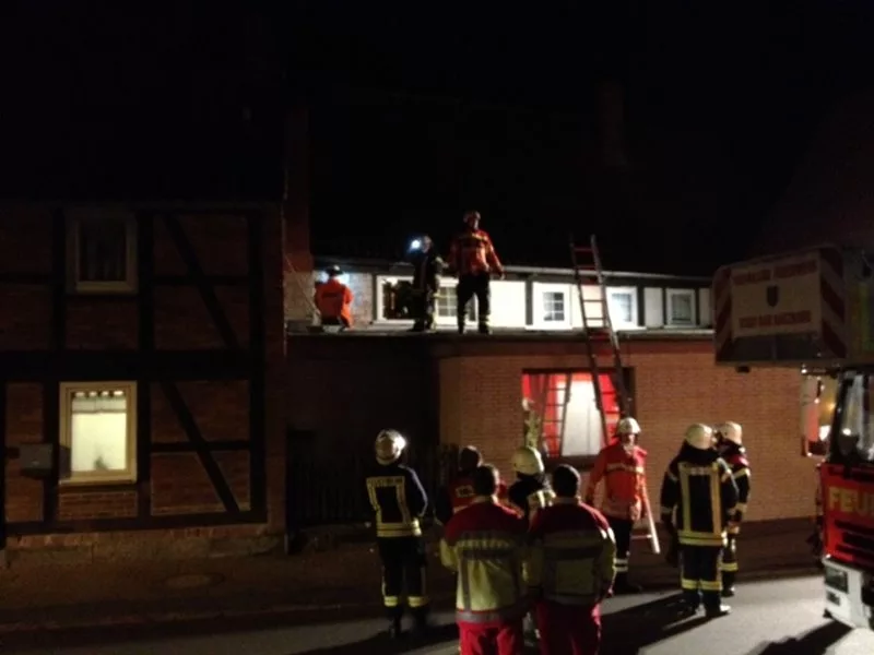 Außergewöhnliche Patientenrettung per Drehleiter