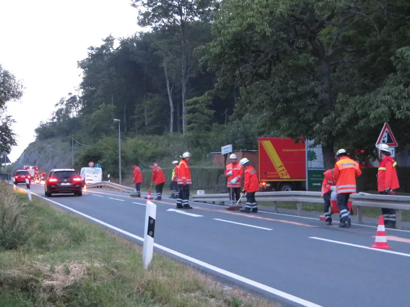 Ölspur auf der L 500