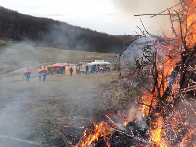 Brandsicherheitswachdienste für Osterfeuer