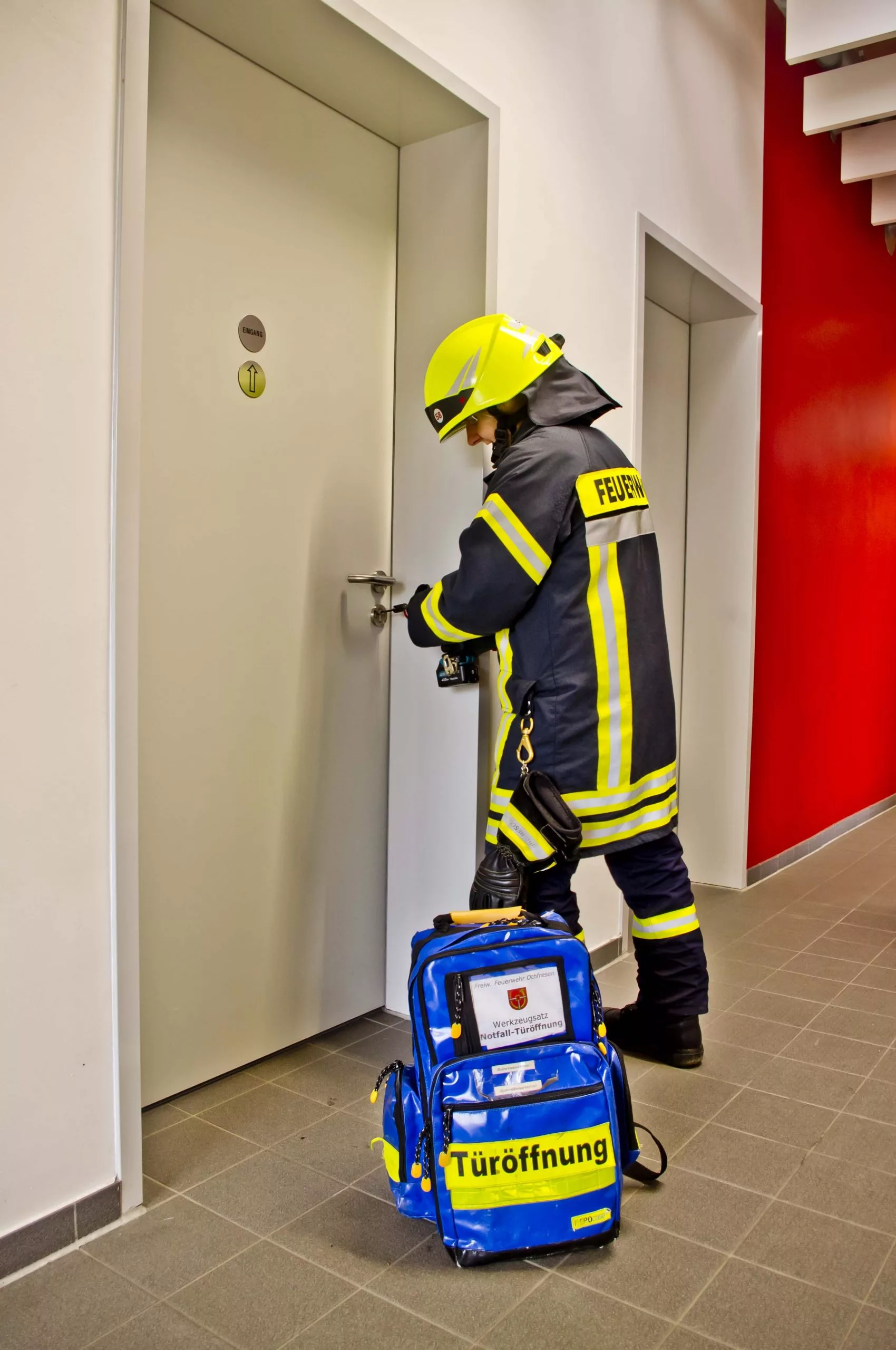 Notfalltüröffnung am Dienstagvormittag