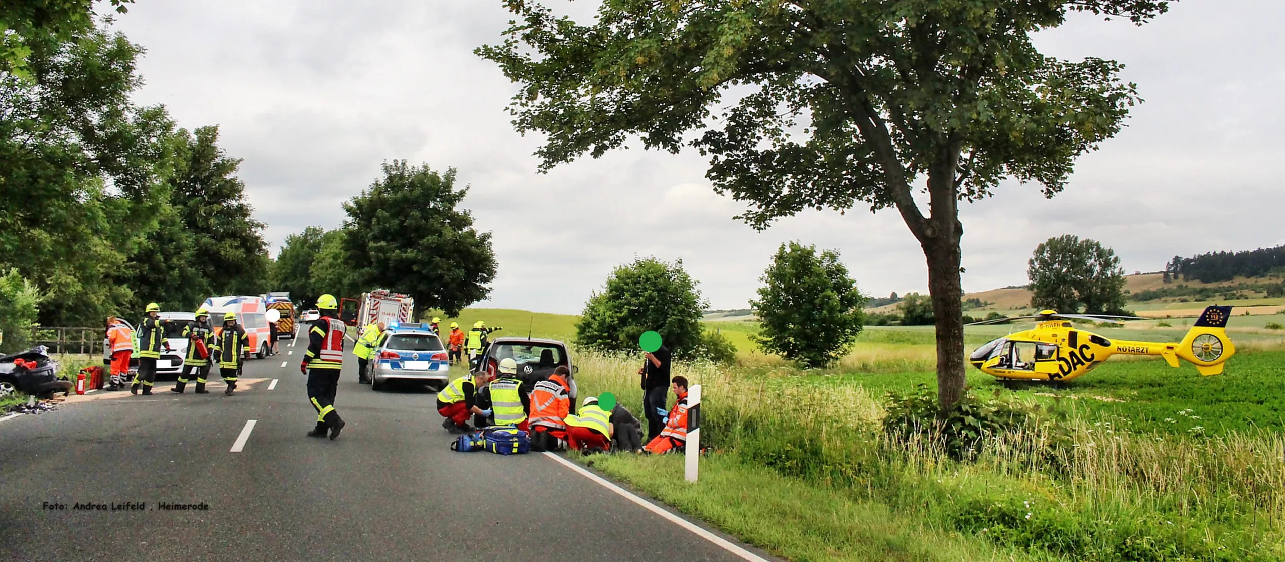 Schwerer Verkehrsunfall mit 2 eingeklemmten Personen auf der Bundesstraße 6 in Fahrtrichtung Salzgitter