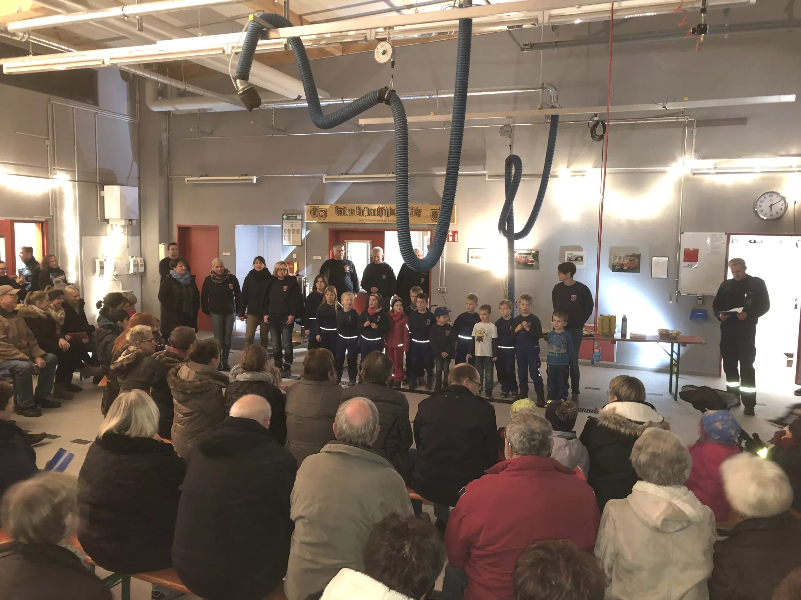 Lebendiger Advent bei der Feuerwehr Othfresen