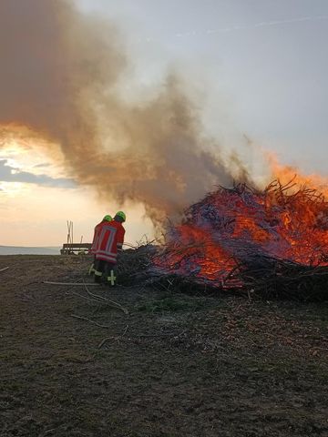 Osterfeuer Othfresen