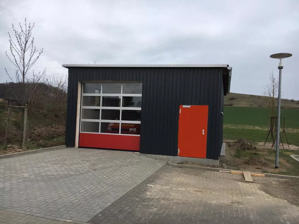 Neubau einer Garage in Eigenleistung abgeschlossen