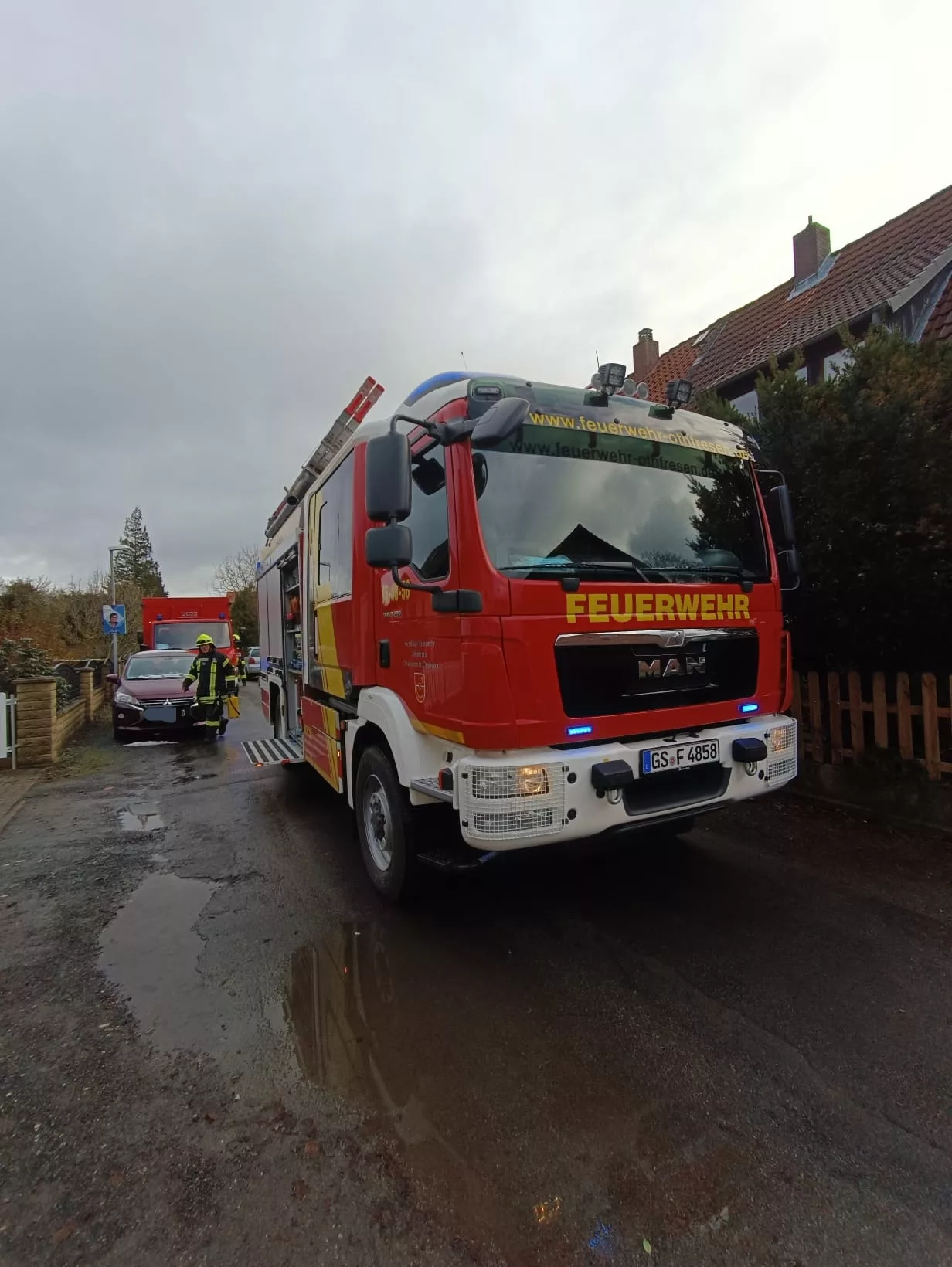 Erneut auslaufende Betriebsstoffe