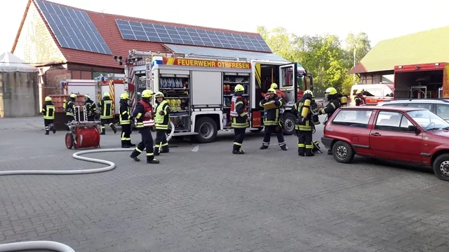 Gemeinsame Übung auf dem Hof Pommerehne fordert mehrere Feuerwehren
