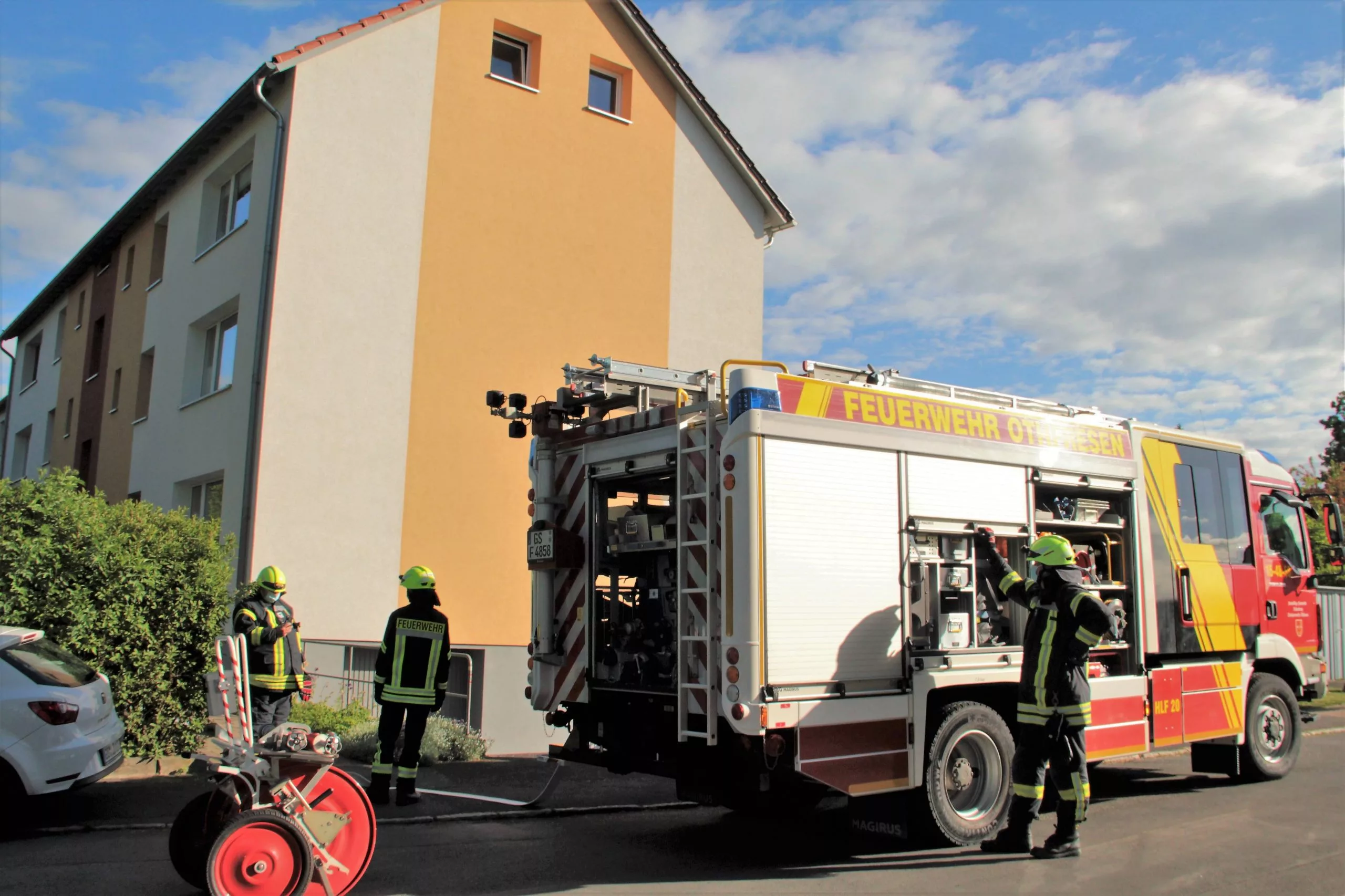 Katze aus verrauchter Wohnung gerettet